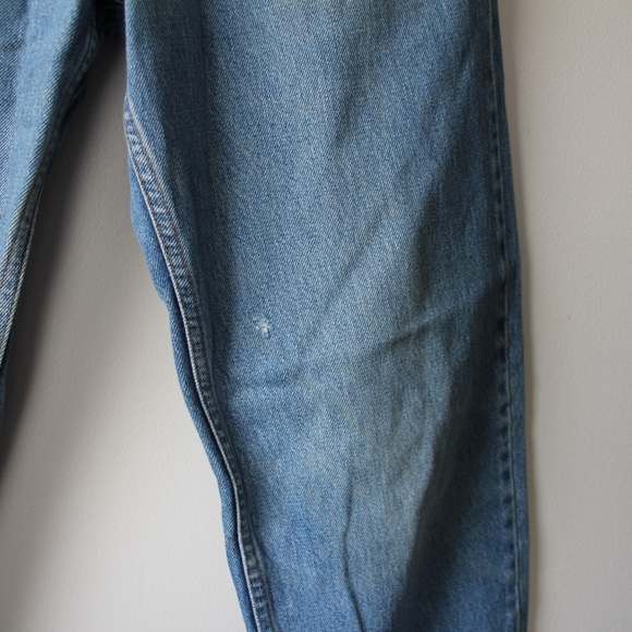 Vintage Levi's 550; Mens; 31x32; Relaxed Tapered Leg; Made in Canada - Picture 3 of 8